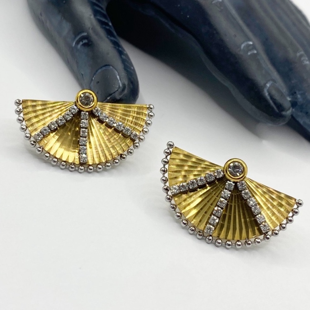 NEW Gold Fan Shaped Rhinestone Statement Earrings - Picture 2 of 8